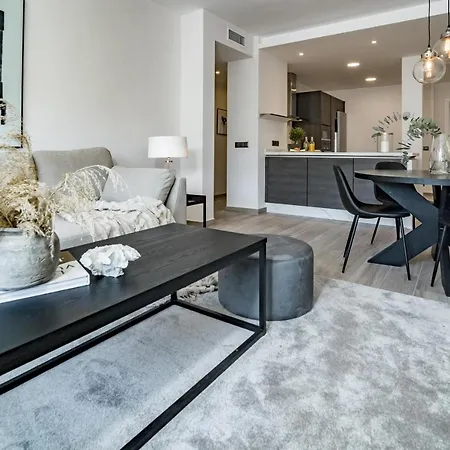 Pr - Stunning Flat Front Line Puerto Banus Apartment *