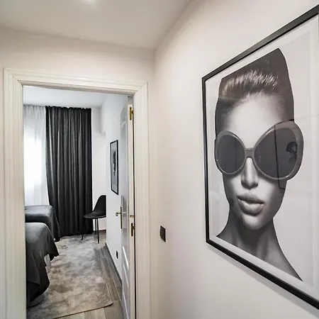 Apartment Pr - Stunning Flat Front Line Puerto Banus Marbella